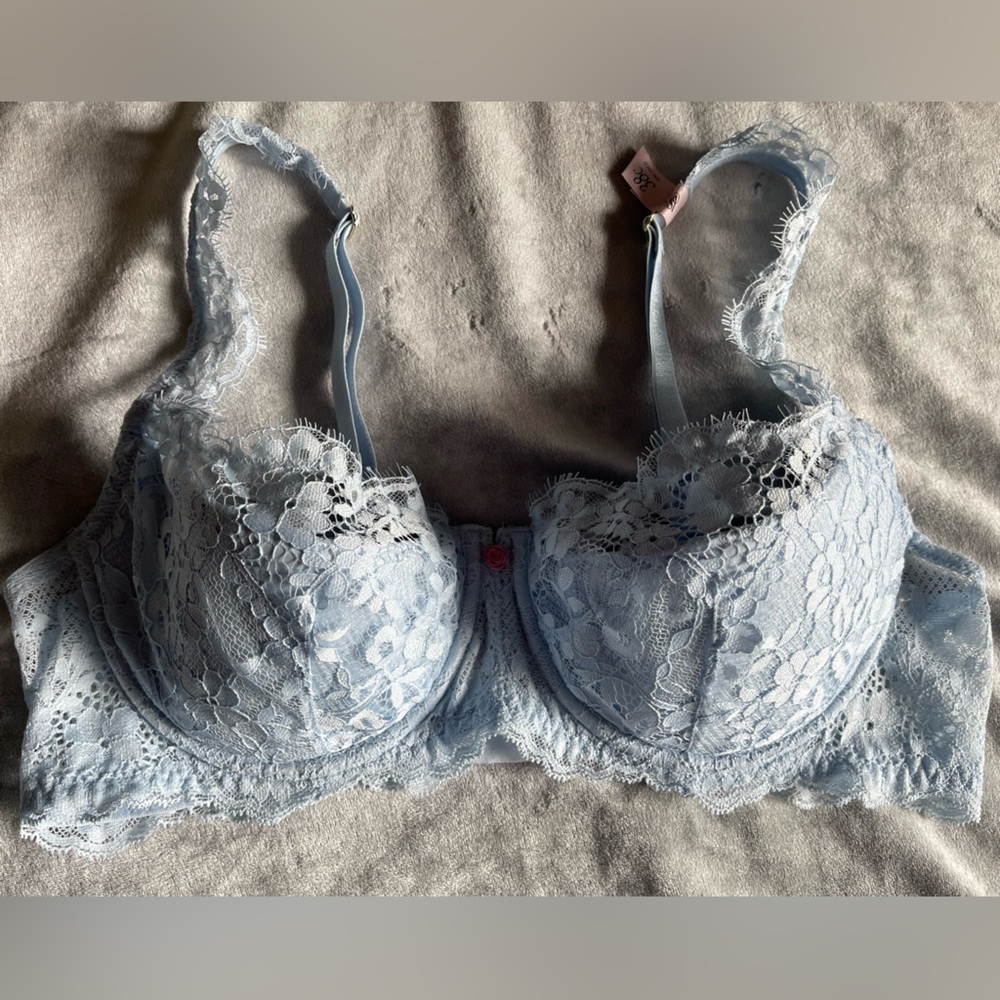 Lace Underwire Bra in Light Blue